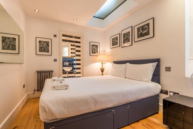 スペーシャス 4 ベッド アパートメント オポジット ブリティッシュ ミュージアム