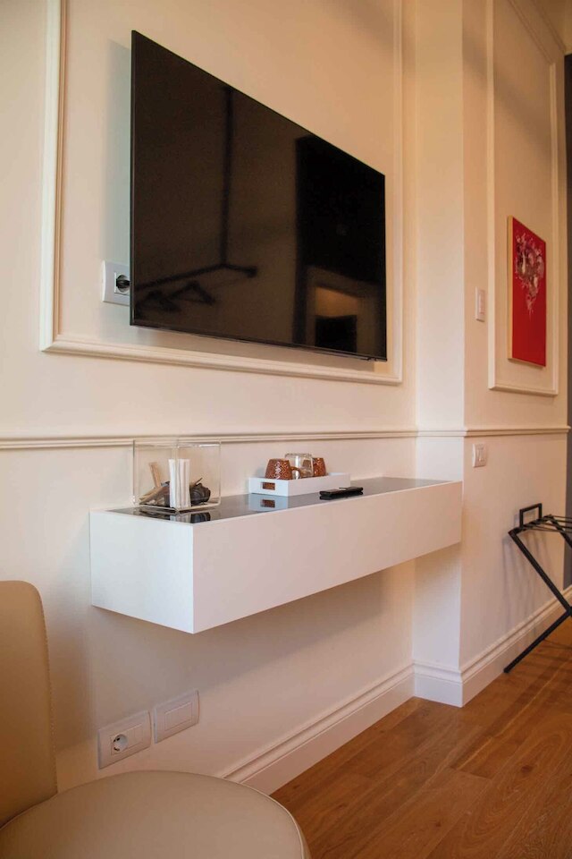 マリ ラグジュアリー ルームズ アンド スイーツ