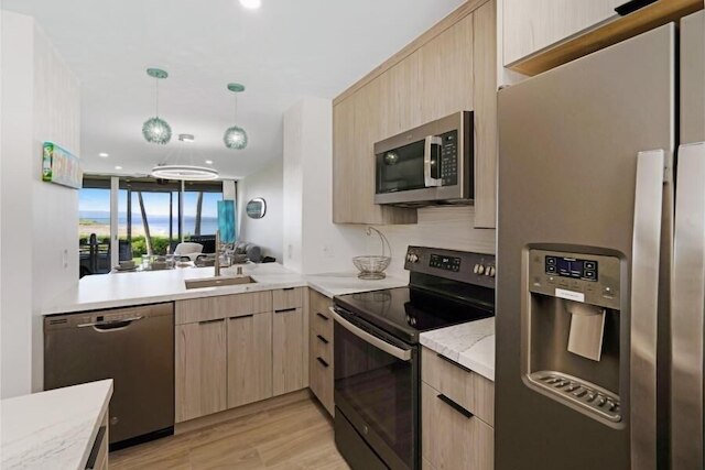 メネフネ ショアーズ, #119 2 ベッドルーム コンド