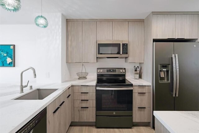 メネフネ ショアーズ, #119 2 ベッドルーム コンド