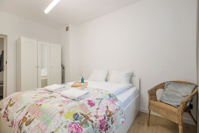 ショートステイポーランド ステンピンスカ B181