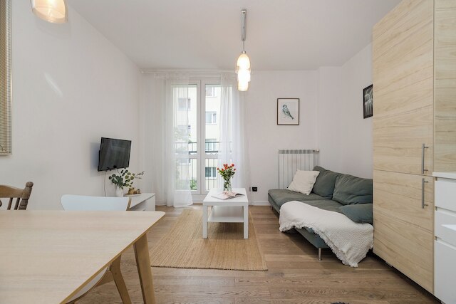 ショートステイポーランド ステンピンスカ B181