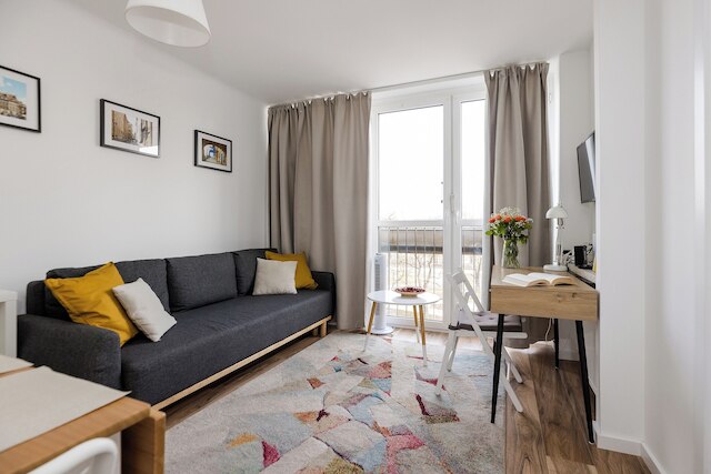 ショートステイポーランド プシェホドニア B178