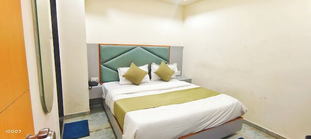 ホテル クリシュナ パーク