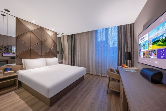 Jinwan Square Orange Crystal Hotel