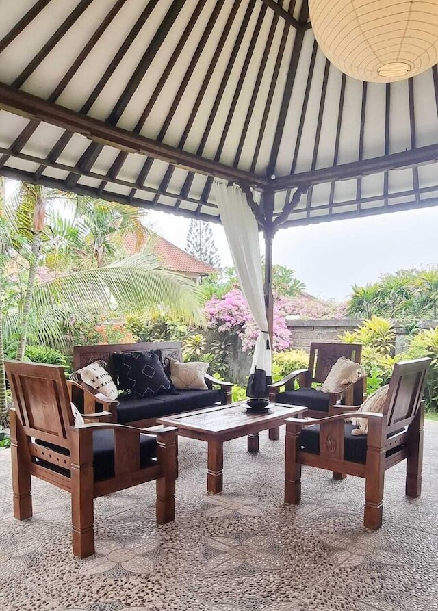 ムンブル ヴィラ