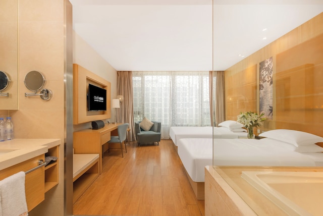 Hangzhou West Lake 6698 Crystal Hotel