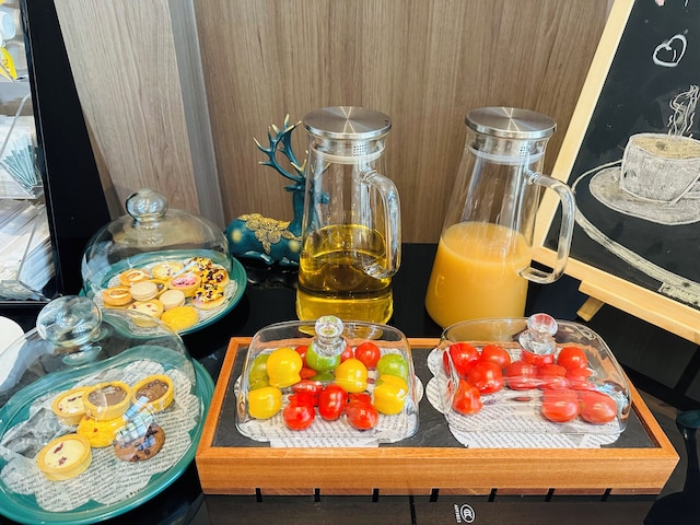 Hangzhou West Lake 6698 Crystal Hotel