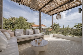 ヴィラ グッド ジュジュ ウルワツ