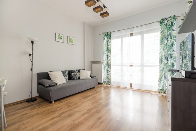 ショートステイポーランド ギェウドワ B184