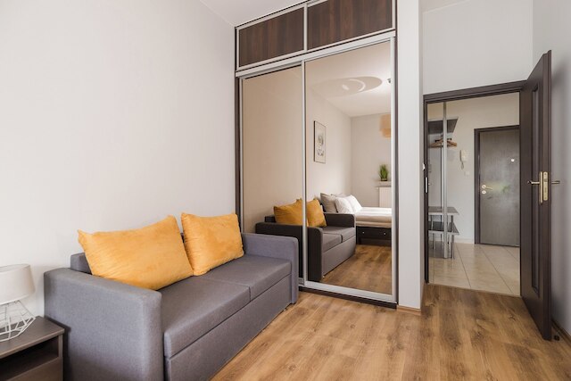 ショートステイポーランド ギェウドワ B184