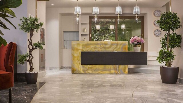 ホリデー アテネ アクロポリス