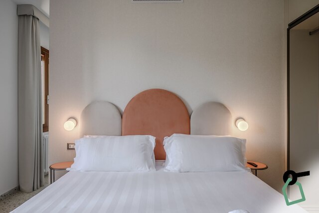 ホリデー ベネツィア ケープ