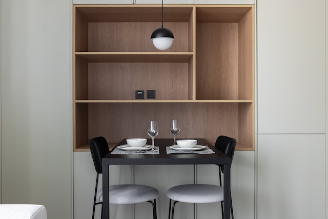 スタイリッシュ スタジオ アット アップサイド リビング by シンプリー コンフォート