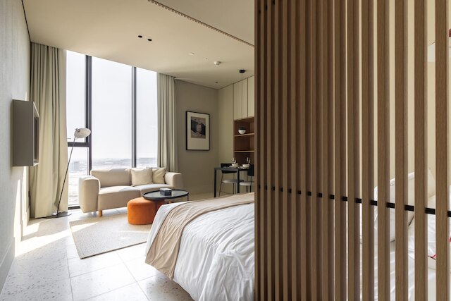 スタイリッシュ スタジオ アット アップサイド リビング by シンプリー コンフォート