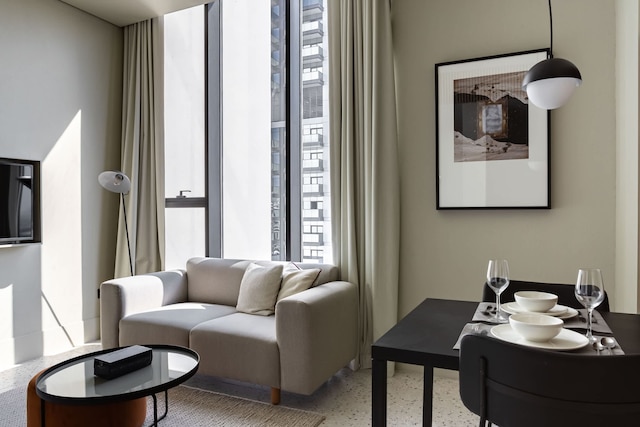 スタイリッシュ スタジオ アット アップサイド リビング by シンプリー コンフォート