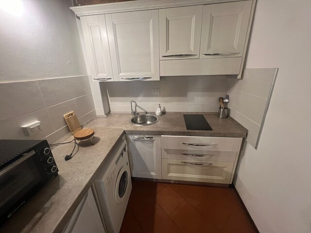 ワイン アパートメンツ フィレンツェ アレアティコ