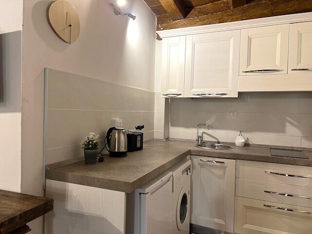 ワイン アパートメンツ フィレンツェ アレアティコ