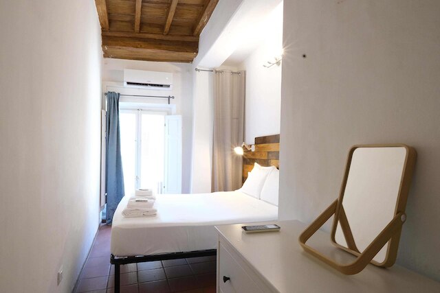 ワイン アパートメンツ フィレンツェ アレアティコ