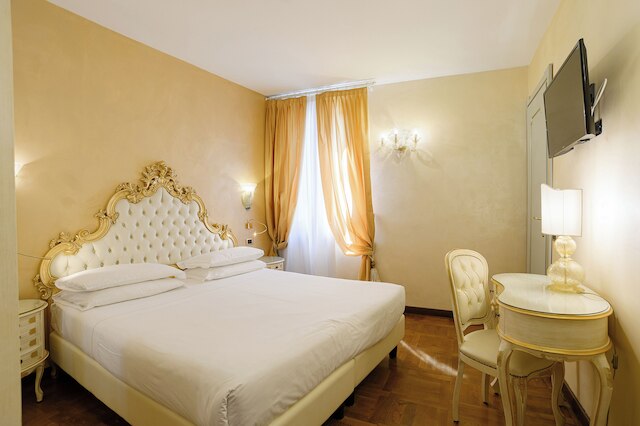 カーサ サヴォイア & カーサ ジョランダ