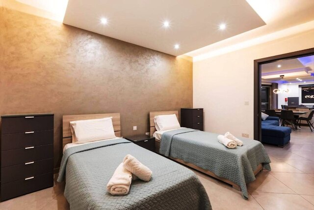 ラグジュアリー アパートメント イン グジラ クローズ トゥ スリエマ 3 ベッドルーム アパートメント スリープ 8