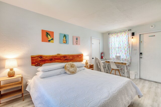 パイナップル ショアーズ レトロ イン