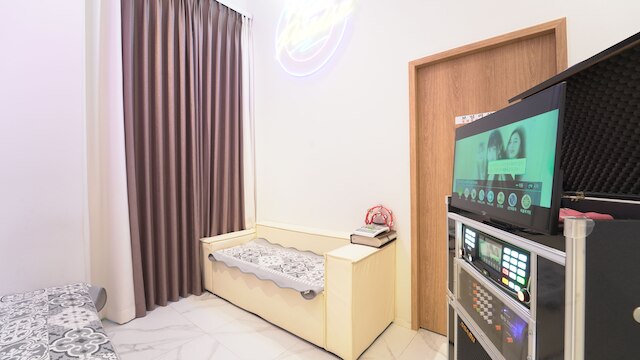 BUSAN ALMOND KIDS POOL VILLA NAMPO