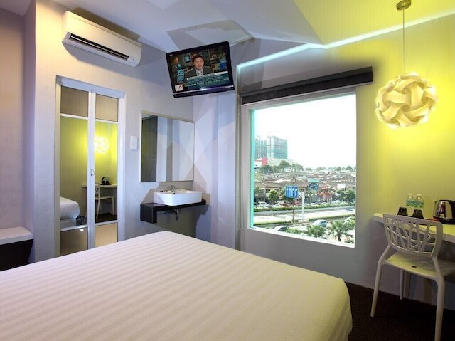 ザ アーデンズ ホテル タマン ペランギ JB