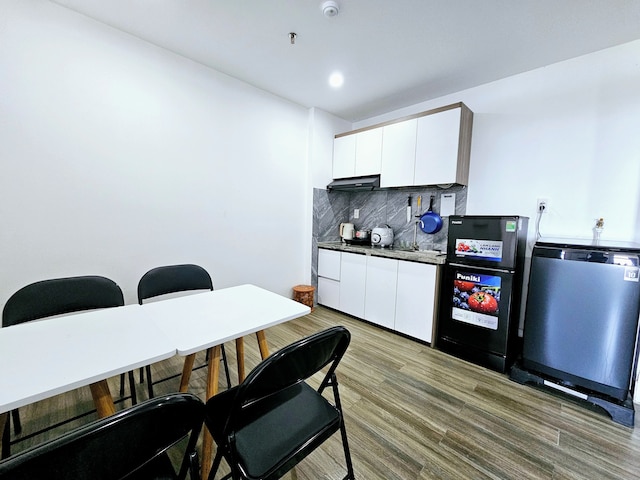 ロイヤル ホテル & アパートメント