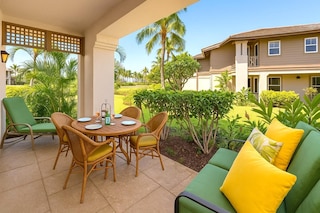 ワイコロア コロニー ヴィラズ コレクション by KBM - 2 ユニット オン セイム フロア (305/306)