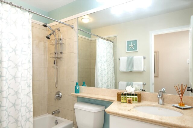 ワイコロア コロニー ヴィラズ コレクション by KBM - 2 ユニット オン セイム フロア (305/306)