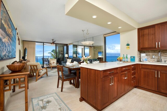 マハナ 3 フリー レンタル カーズ KBM リゾーツ オーシャンフロント 2 ベッドルーム ヴィラ アット マハナ リゾート 3 ユニット, 6 ベッドルームズ MAH Ml-1195