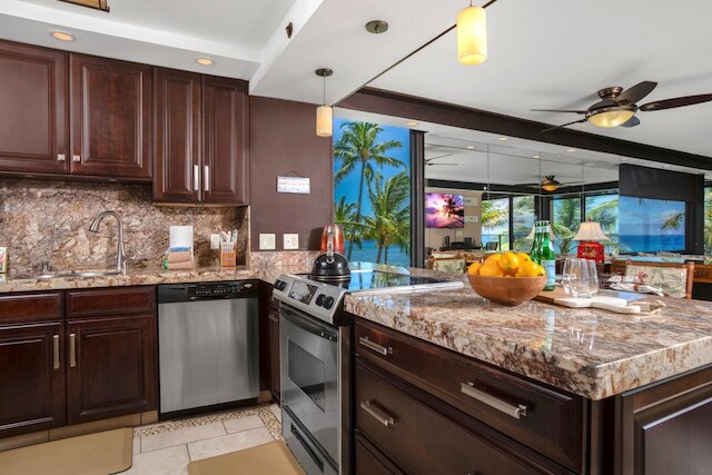 マハナ 3 フリー レンタル カーズ KBM リゾーツ オーシャンフロント 2 ベッドルーム ヴィラ アット マハナ リゾート 3 ユニット, 6 ベッドルームズ MAH Ml-1195