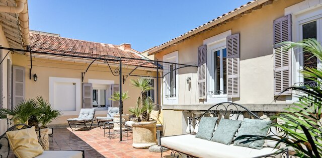 アーバン スタイル ブラゾン デュ ヴァントゥー