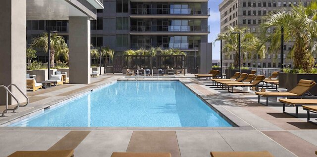 ペントハウス ハイライズ オーシャン シティ ビューズ