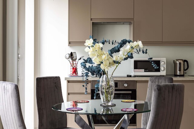 ロイヤル バイブズ イン ケンジントン