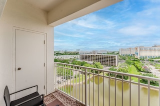 アパート 2 ベッドルーム クローズ トゥ アイ ドライブ ユニバーサル