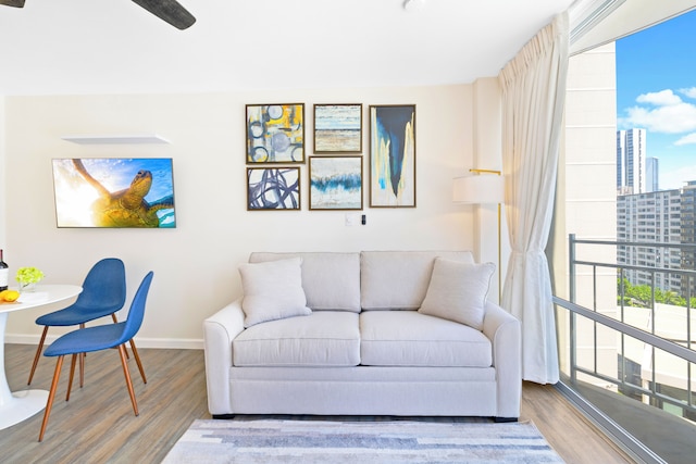 イリカイ マリーナ スタジオズ by ミッドウェイ バケーションズ