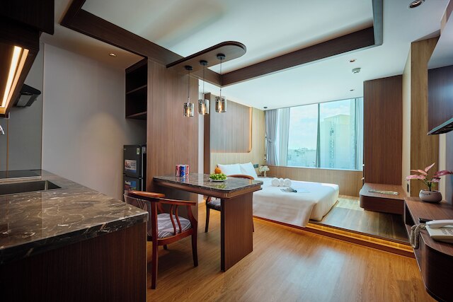 エリート ラグジュアリー ホテル