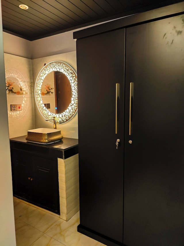 モダン ラックス スタジオ アパートメント イン ウッタラ ニア エアポート