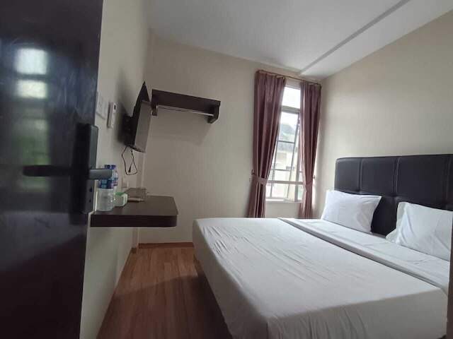 SJ イン スカジャディ