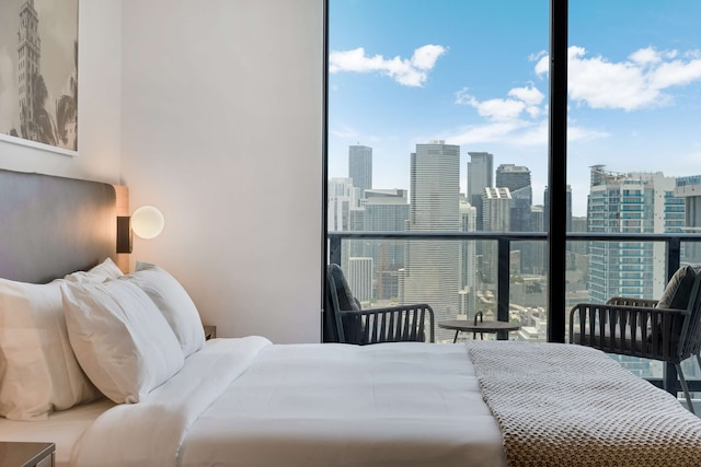 ベリーニ ブリーズ - コージー セントラル マイアミ プール アンド ジム