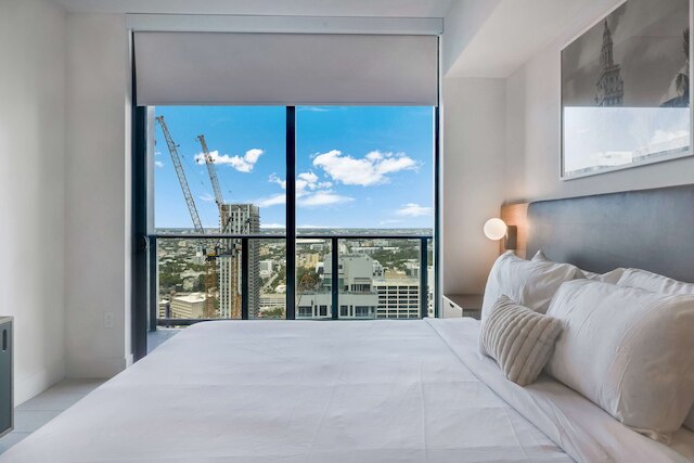 リモンチェッロ スプリッツ - セントラル マイアミ プール ジム スパ