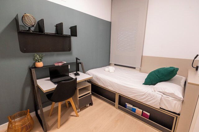 ブラボー スチューデンツ グラナダ