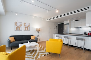 リヴ アティナム 1 - ラグジュアリー アパートメント 4B