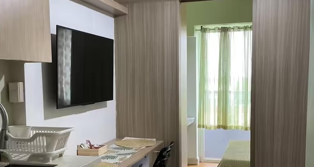 ケイド、グレース レジデンス タワー 4 5th フロア