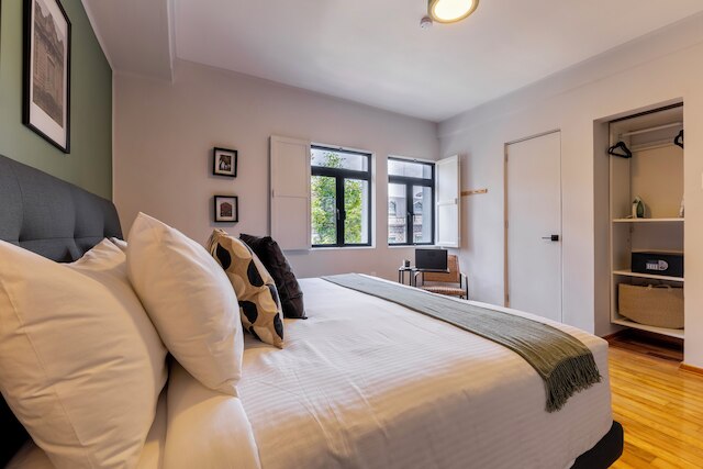 マジス ダウンタウン フアレス by キャピタリア