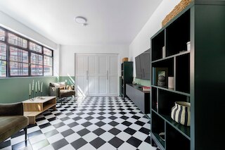 マジス ダウンタウン フアレス by キャピタリア