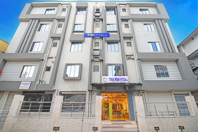 ファブホテル ザ クリスタル