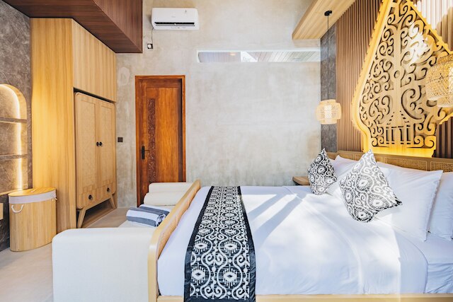 イリニ ヴィラズ